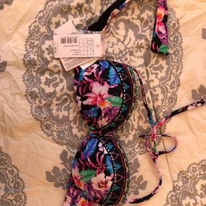 Calzedonia bathing suit top